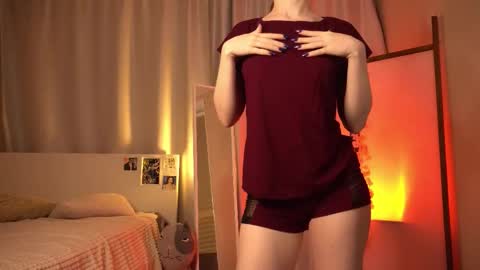 Snapshot of second_aid chatting on 03/20/26, 05:07 Brenda online show from 03/20/26, 05:07