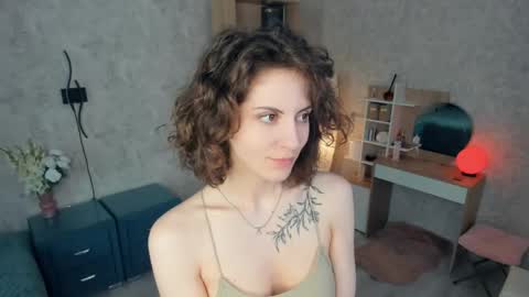 Mia online show from 05/24/26, 07:13