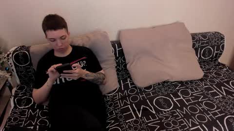 Amanda and  pair in a real life we love each other but can play with you online show from 01/10/26, 08:16