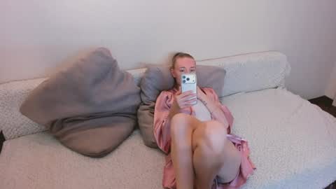 Snapshot of secret_dreams_ chatting on 06/24/26, 07:13 Amanda and pair in a real life we love each other but can play with you online show from 06/24/26, 07:13