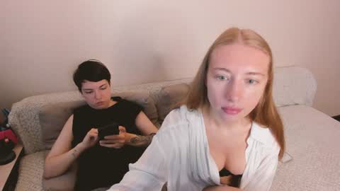 Snapshot of secret_dreams_ chatting on 07/03/26, 07:04 Amanda and pair in a real life we love each other but can play with you online show from 07/03/26, 07:04