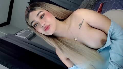 Chloe online show from 03/05/25, 09:37