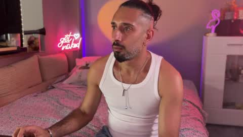 Secret Lovers online show from 06/12/26, 04:50
