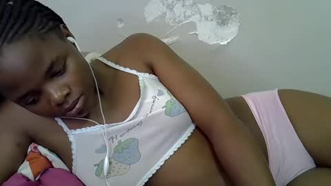 Snapshot of secret_seducer chatting on 01/14/26, 02:12 cruce online show from 01/14/26, 02:12