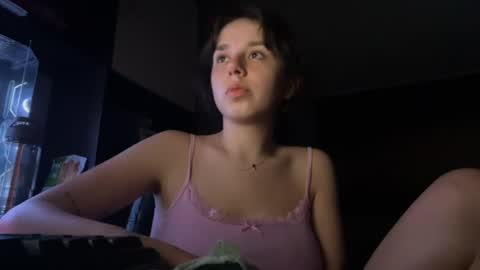 secret_vanilla_ online show from 07/02/26, 11:55