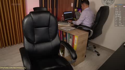 Snapshot of secretary_bj chatting on 03/25/26, 08:37 secretary_bj online show from 03/25/26, 08:37