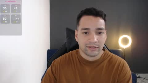 Snapshot of secretboy5000 chatting on 02/07/25, 01:32 Jex online show from 02/07/25, 01:32