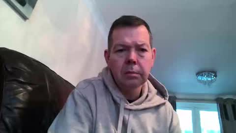 Snapshot of secretfun69uk chatting on 01/05/25, 02:41 BJ online show from 01/05/25, 02:41