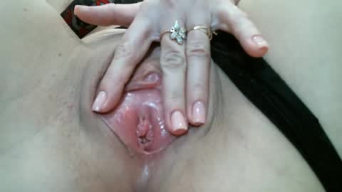 Snapshot of secretlisa chatting on 01/19/25, 08:30 SecretLisa online show from 01/19/25, 08:30