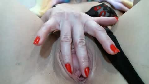 Snapshot of secretlisa chatting on 02/04/25, 05:34 SecretLisa online show from 02/04/25, 05:34