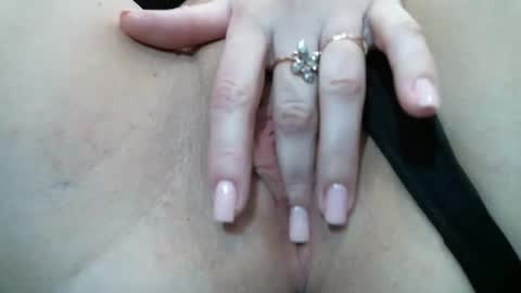 Snapshot of secretlisa chatting on 02/19/25, 08:22 SecretLisa online show from 02/19/25, 08:22