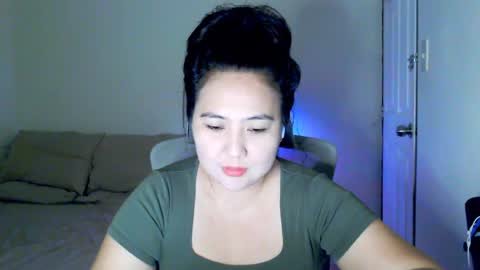 Snapshot of secretlover010101 chatting on 04/01/26, 06:36 MILAN online show from 04/01/26, 06:36