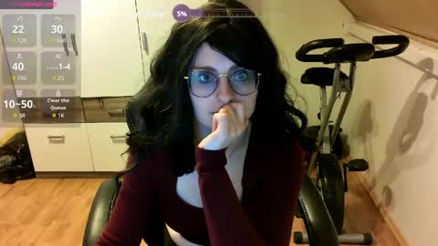 Snapshot of secretmia94 chatting on 04/15/26, 06:53 secretmia94 online show from 04/15/26, 06:53