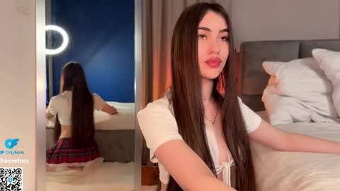 Snapshot of secretnest chatting on 12/04/25, 01:15 Secret online show from 12/04/25, 01:15