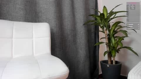 Snapshot of secretprivatebunny chatting on 01/21/25, 10:19 Maria online show from 01/21/25, 10:19