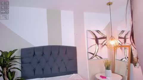 Snapshot of secretprivatebunny chatting on 01/26/25, 10:35 Maria online show from 01/26/25, 10:35