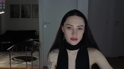 Sara online show from 10/30/25, 09:15