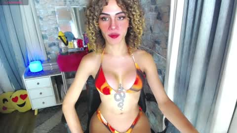 Snapshot of seduction_of_medusaxx chatting on 01/27/25, 02:10 Medusa online show from 01/27/25, 02:10
