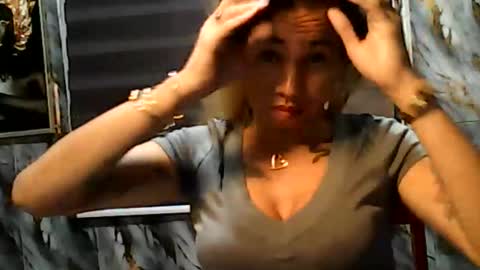 Snapshot of seductive_annica chatting on 06/03/26, 12:30 seductive_annica online show from 06/03/26, 12:30