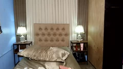 seductive_astrid online show from 07/14/26, 10:21