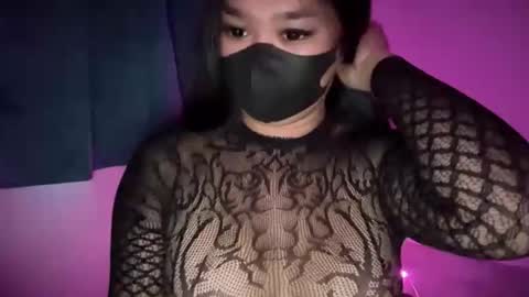 Snapshot of seductive_athenaxx chatting on 11/19/25, 12:43 Athena online show from 11/19/25, 12:43