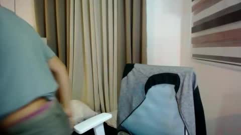 Snapshot of seductive_jays chatting on 09/19/25, 12:28 Jay online show from 09/19/25, 12:28