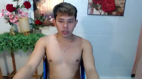 Snapshot of seductive_maxxx chatting on 05/09/26, 10:26 Max online show from 05/09/26, 10:26