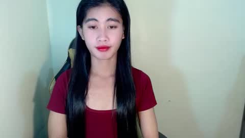 Snapshot of seductive_monicaxxx chatting on 02/14/25, 12:41 NIK online show from 02/14/25, 12:41