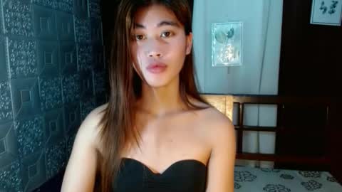 Snapshot of seductive_monicaxxx chatting on 09/11/25, 05:07 NIK online show from 09/11/25, 05:07