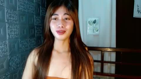 Snapshot of seductive_monicaxxx chatting on 09/21/25, 09:00 NIK online show from 09/21/25, 09:00
