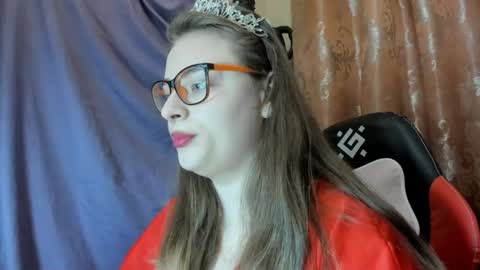 Snapshot of seductive_she_wolf chatting on 04/29/26, 06:25 seductive_she_wolf online show from 04/29/26, 06:25