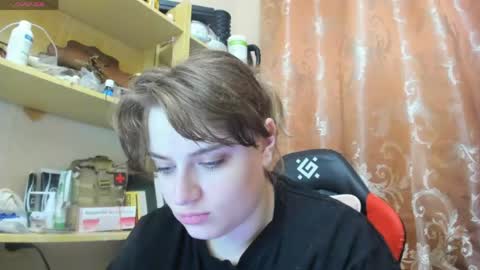 Snapshot of seductive_she_wolf chatting on 05/31/26, 11:17 seductive_she_wolf online show from 05/31/26, 11:17