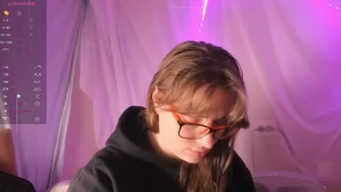 Snapshot of seductive_she_wolf chatting on 07/07/26, 02:43 seductive_she_wolf online show from 07/07/26, 02:43