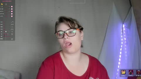 Snapshot of seductive_she_wolf chatting on 07/21/26, 01:13 seductive_she_wolf online show from 07/21/26, 01:13