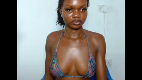 seductive_sugar247 online show from 04/22/26, 05:32