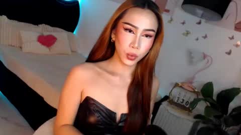 Snapshot of seductive_vana chatting on 03/30/26, 12:17 Vanessa online show from 03/30/26, 12:17