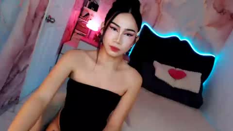 Vanessa online show from 07/17/26, 09:52