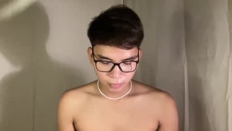 Snapshot of seductive_william chatting on 10/03/25, 10:56 William online show from 10/03/25, 10:56