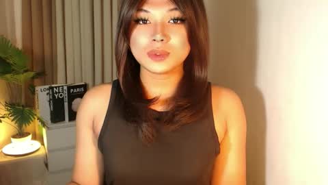 Deluxe online show from 10/11/25, 04:55