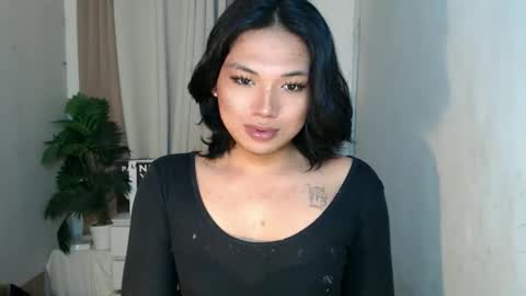 Snapshot of seductivedeluxe69 chatting on 05/02/26, 07:13 Deluxe online show from 05/02/26, 07:13
