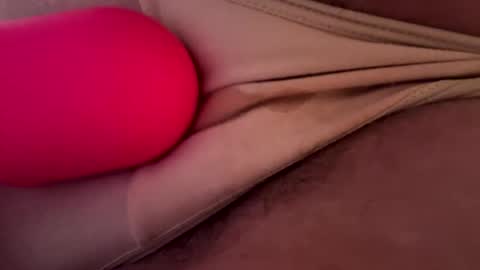 seductivekittydeluxe online show from 09/23/25, 05:21