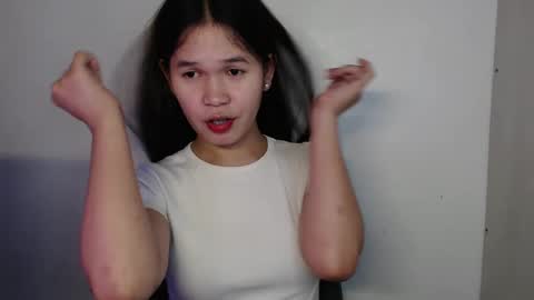 Snapshot of seductivemegoftheworld_ chatting on 12/10/24, 05:07 MEG online show from 12/10/24, 05:07