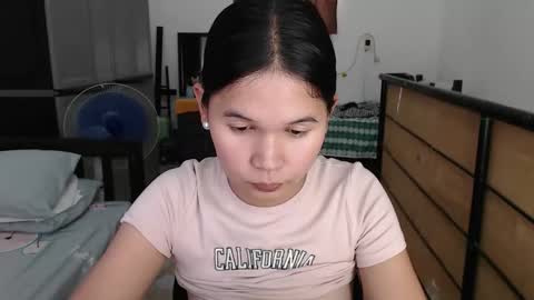 Snapshot of seductivemegoftheworld_ chatting on 04/12/26, 06:07 MEG online show from 04/12/26, 06:07