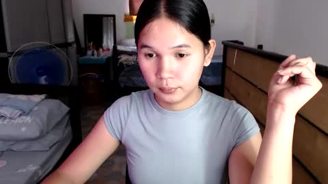 Snapshot of seductivemegoftheworld_ chatting on 06/07/26, 03:21 MEG online show from 06/07/26, 03:21