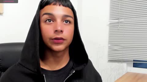 Snapshot of seductivo_jr chatting on 11/29/25, 04:26 seductivo online show from 11/29/25, 04:26