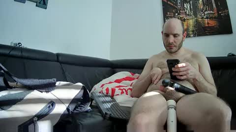 Snapshot of seeebi chatting on 02/01/25, 09:43 Sebastian online show from 02/01/25, 09:43