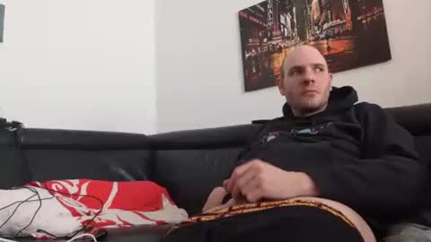 Snapshot of seeebi chatting on 03/08/26, 09:13 Sebastian online show from 03/08/26, 09:13