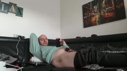 Snapshot of seeebi chatting on 03/25/26, 06:08 Sebastian online show from 03/25/26, 06:08