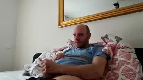 Snapshot of seeebi chatting on 04/23/26, 08:02 Sebastian online show from 04/23/26, 08:02