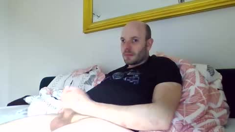 Snapshot of seeebi chatting on 04/23/26, 10:01 Sebastian online show from 04/23/26, 10:01